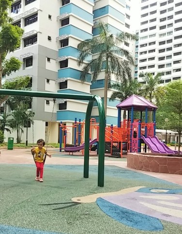 05 HDB playground