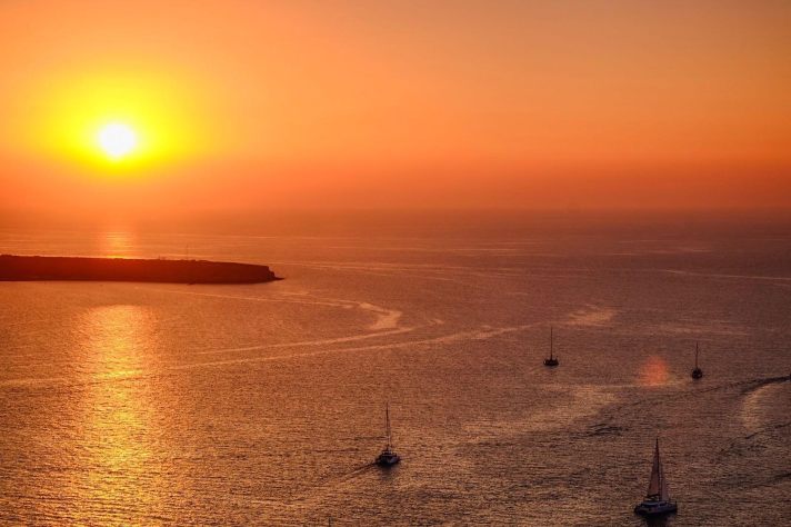 view-from-sunset-spot-in-oia